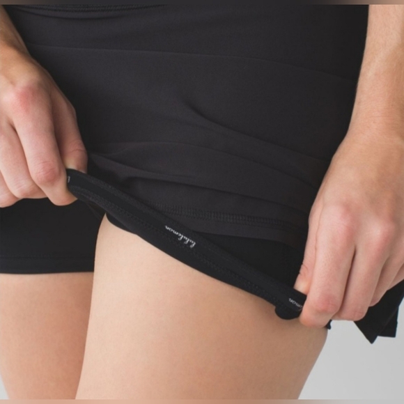 Lululemon Run: Pace Setter Pleated Skirt Skort Size 6 - Picture 4 of 9